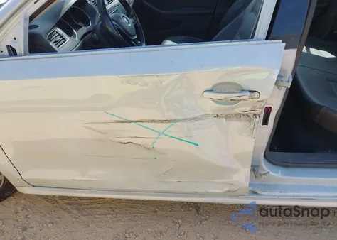 2017 Volkswagen Jetta 1.4T Se из США, поврежденный, VIN 3VWDB7AJ7HM323415